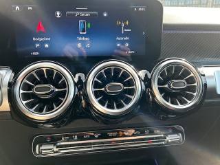 MERCEDES-BENZ GLB 200 usata, con Servosterzo