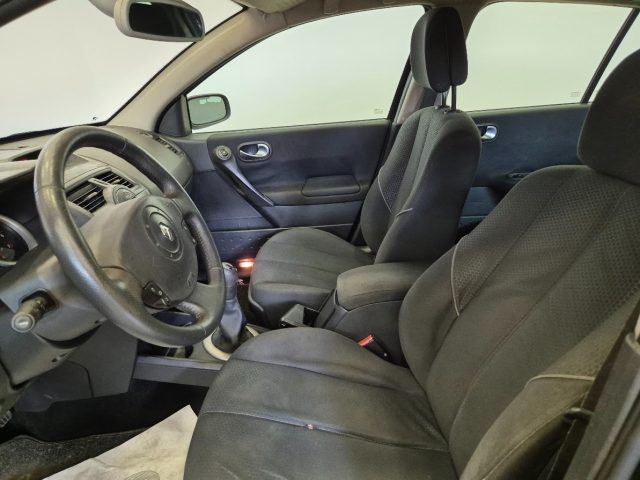 RENAULT Megane usata, con Specchietti laterali elettrici