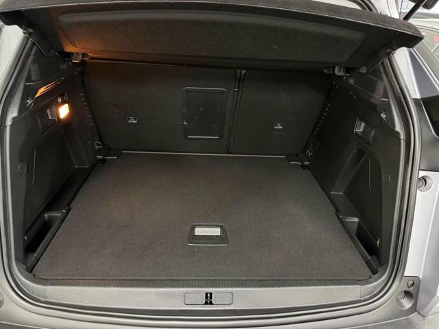 PEUGEOT 3008 usata, con Sensori di parcheggio posteriori