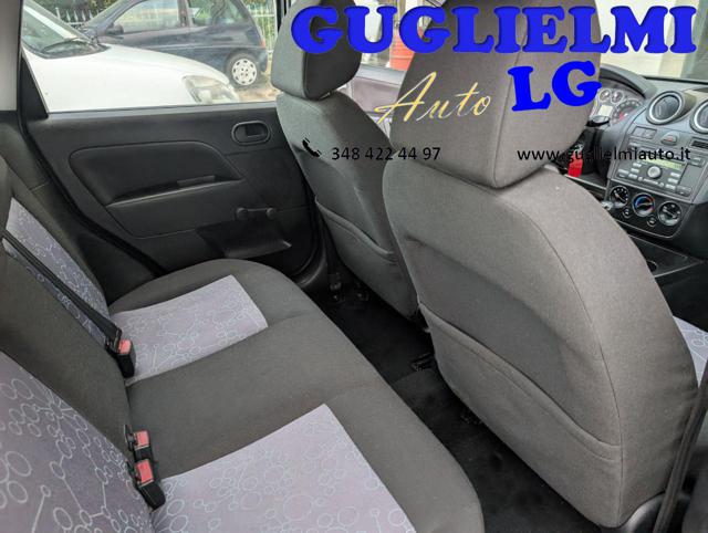 FORD Fiesta usata, con Sound system