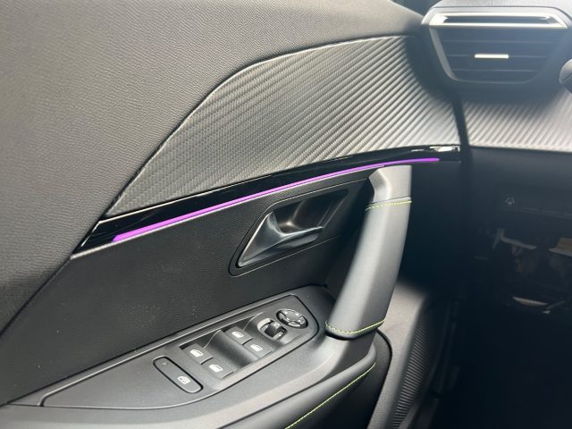 PEUGEOT 2008 usata, con Bluetooth