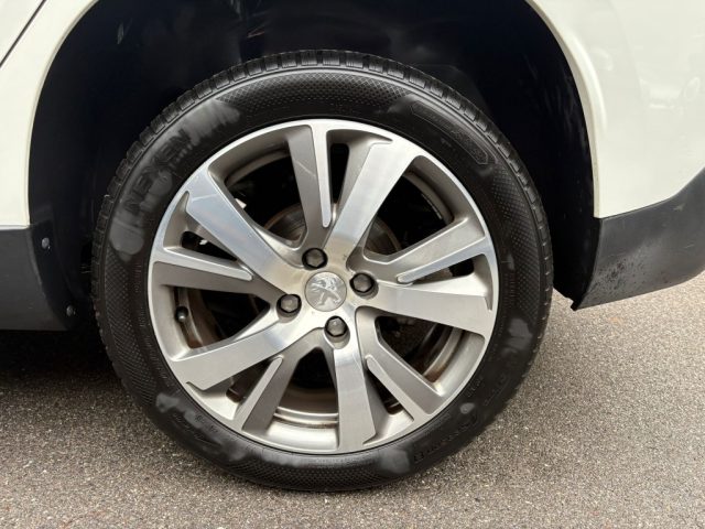 PEUGEOT 2008 usata, con Interni in pelle