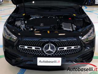 MERCEDES-BENZ GLA 180 usata, con Touch screen