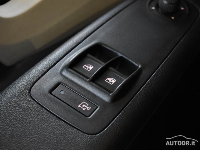 PEUGEOT Boxer usata, con Sensori di parcheggio posteriori