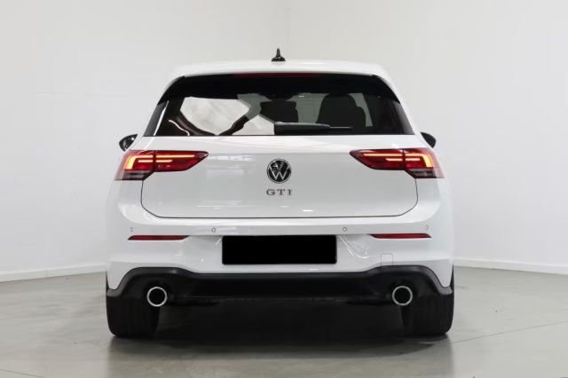 VOLKSWAGEN Golf usata, con Alzacristalli elettrici