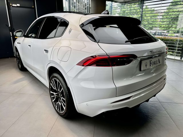 MASERATI Grecale usata, con Boardcomputer