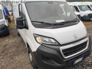 PEUGEOT Boxer usata, con Airbag