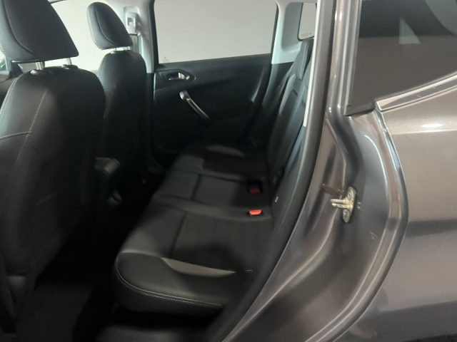 PEUGEOT 2008 usata, con Autoradio