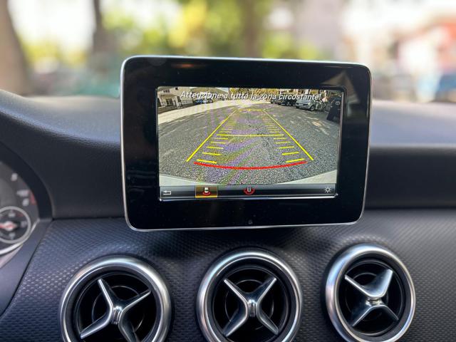 MERCEDES-BENZ A 180 usata, con Sedile posteriore sdoppiato
