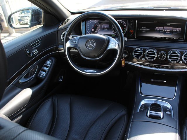 MERCEDES-BENZ S 500 usata, con Sedili riscaldati