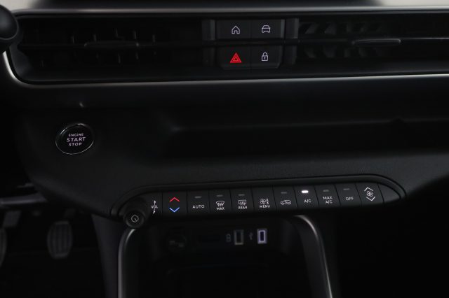 JEEP Avenger usata 12