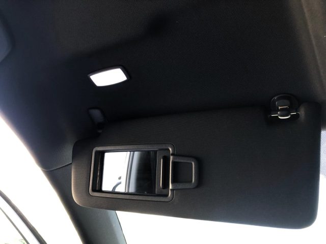 VOLKSWAGEN Golf GTI usata, con Sensore di luce