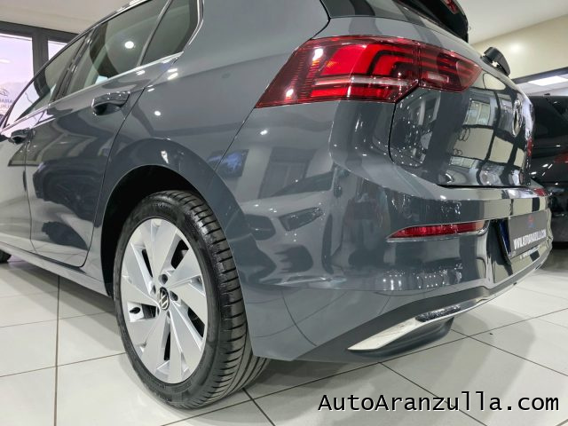 VOLKSWAGEN Golf usata, con Fari LED