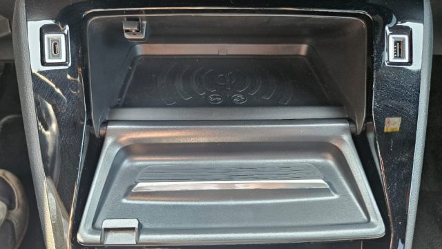PEUGEOT 2008 usata, con Cruise Control