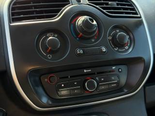 RENAULT Kangoo usata 13