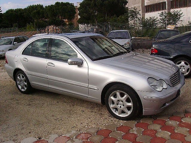 MERCEDES-BENZ C 220 usata, con Airbag