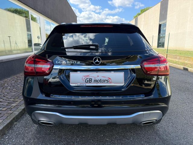 MERCEDES-BENZ GLA 180 usata, con Boardcomputer