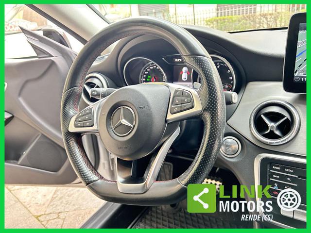MERCEDES-BENZ CLA 200 usata, con Specchietti laterali elettrici