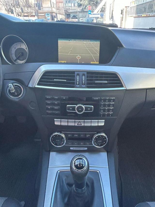 MERCEDES-BENZ C 220 usata, con Cronologia tagliandi