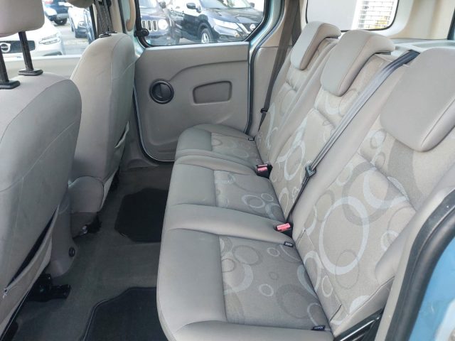 RENAULT Kangoo usata, con Bracciolo