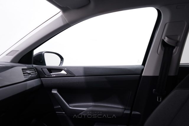 VOLKSWAGEN Taigo usata, con Frenata d