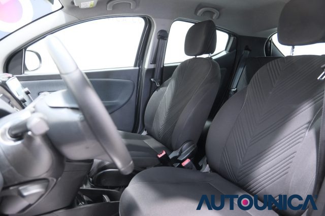 LANCIA Ypsilon usata, con Boardcomputer