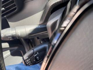 PEUGEOT 2008 usata, con Controllo trazione