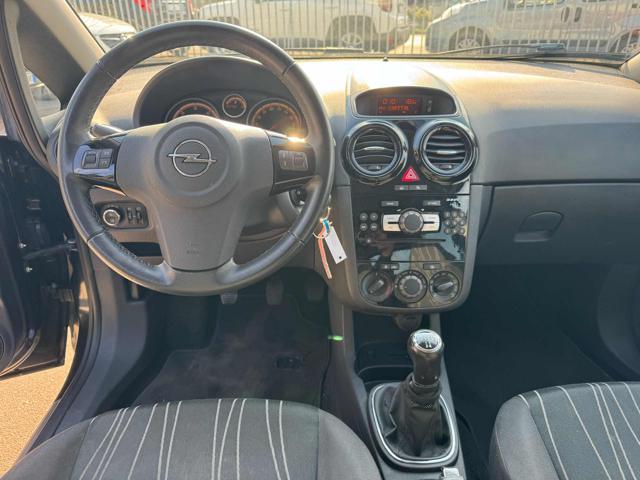 OPEL Corsa usata, con Climatizzatore