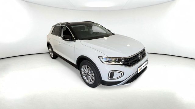 VOLKSWAGEN T-Roc usata, con Volante in pelle
