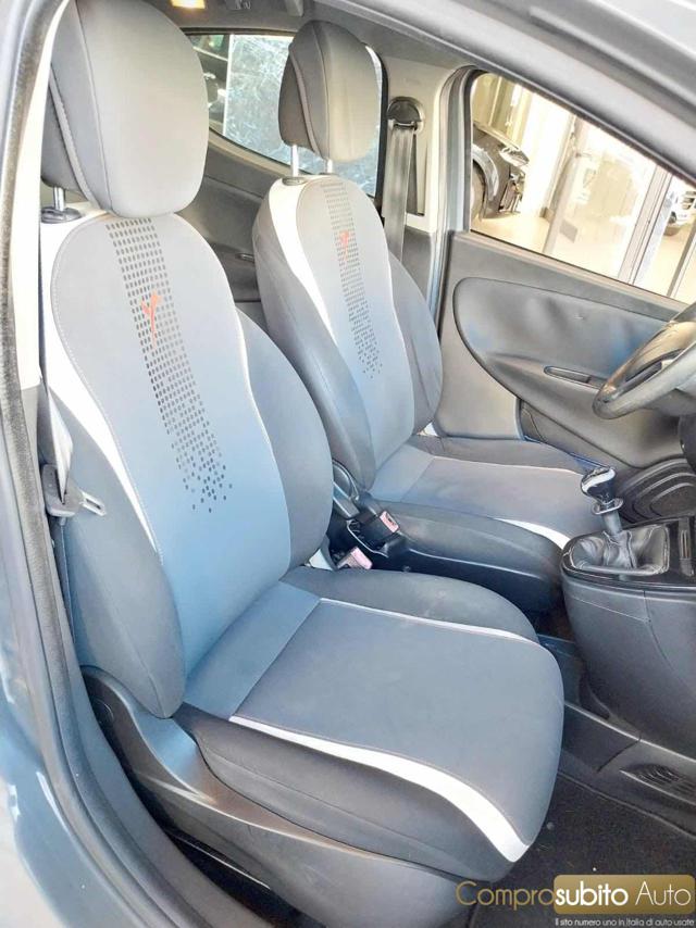LANCIA Ypsilon usata, con Controllo trazione