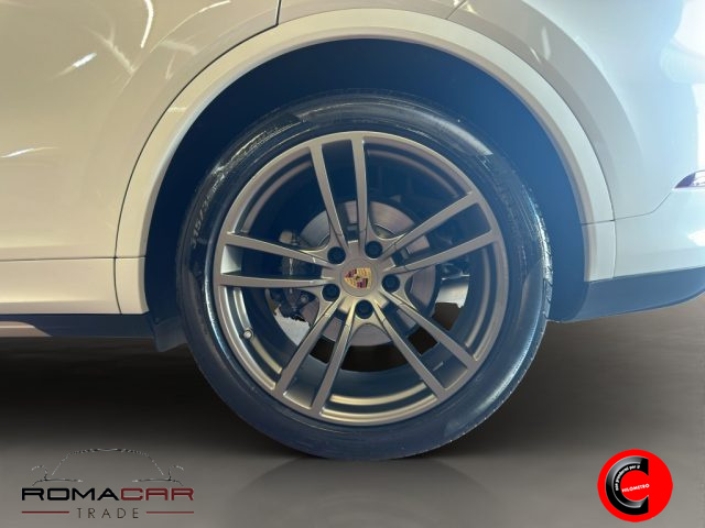 PORSCHE Cayenne usata, con Interni in pelle