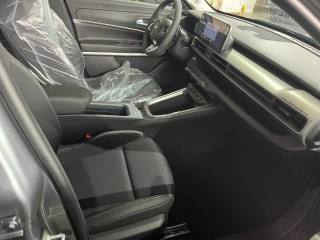 JEEP Avenger usata, con USB