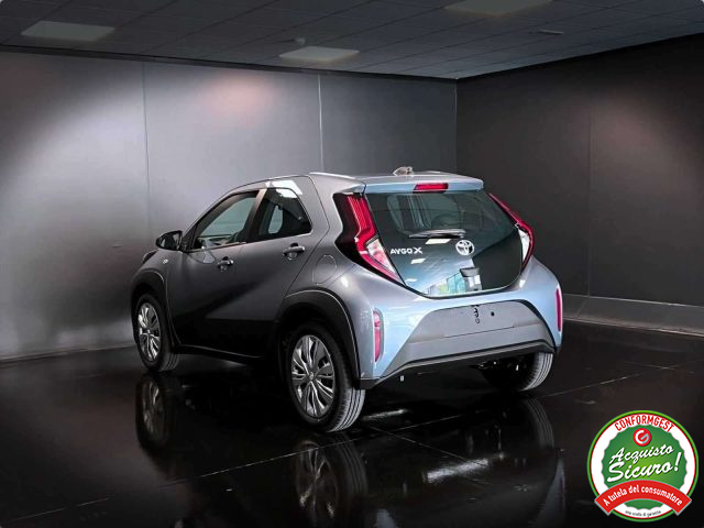 TOYOTA Aygo X usata 3