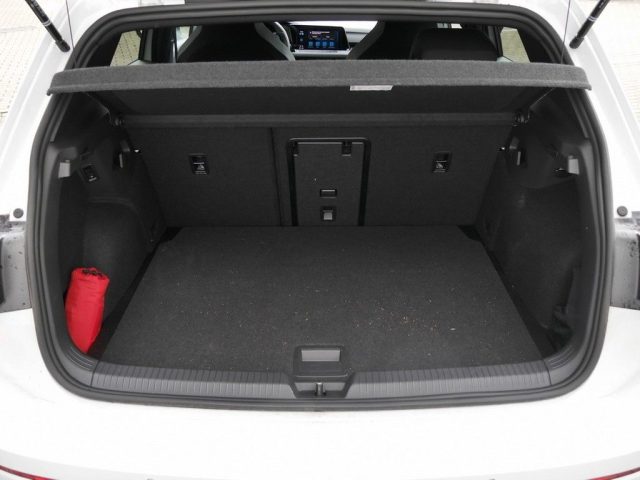 VOLKSWAGEN Golf usata, con ESP