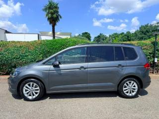VOLKSWAGEN Touran usata, con Cerchi in lega