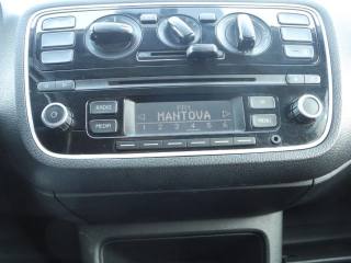 VOLKSWAGEN up! usata, con Kit antipanne