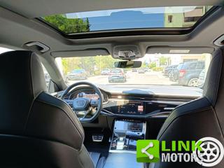AUDI Q8 usata, con Specchietti laterali elettrici