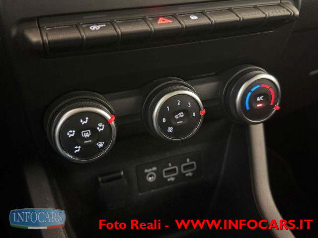 RENAULT Clio usata, con Luci diurne LED