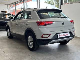 VOLKSWAGEN T-Roc usata, con Autoradio