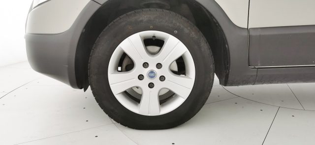 FIAT Sedici usata, con Volante in pelle