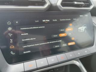 MG ZS usata, con Controllo automatico clima