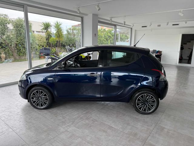 LANCIA Ypsilon usata, con Airbag