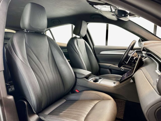 MASERATI Grecale usata, con Interni in pelle