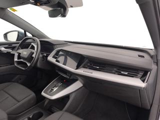 AUDI Q4 e-tron usata, con Sensori di parcheggio posteriori