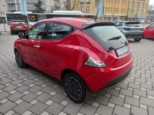 LANCIA Ypsilon usata, con Airbag