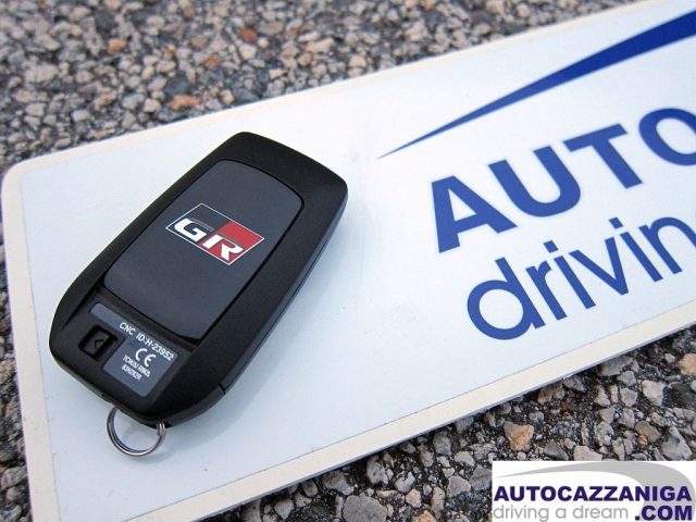 TOYOTA Yaris usata, con Sistema di navigazione