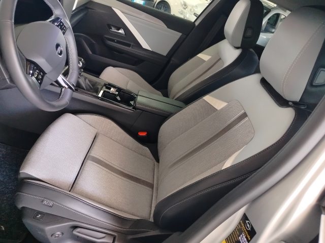 OPEL Astra usata, con Bluetooth