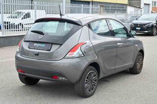LANCIA Ypsilon usata, con Airbag laterali