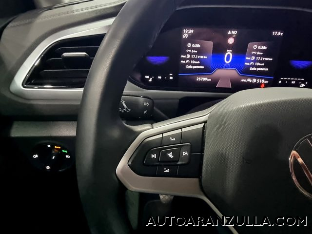 VOLKSWAGEN T-Roc usata, con Park Distance Control