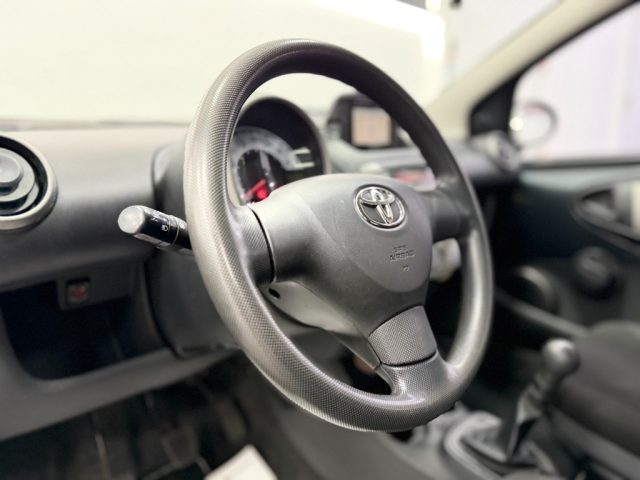 TOYOTA Aygo usata, con MP3